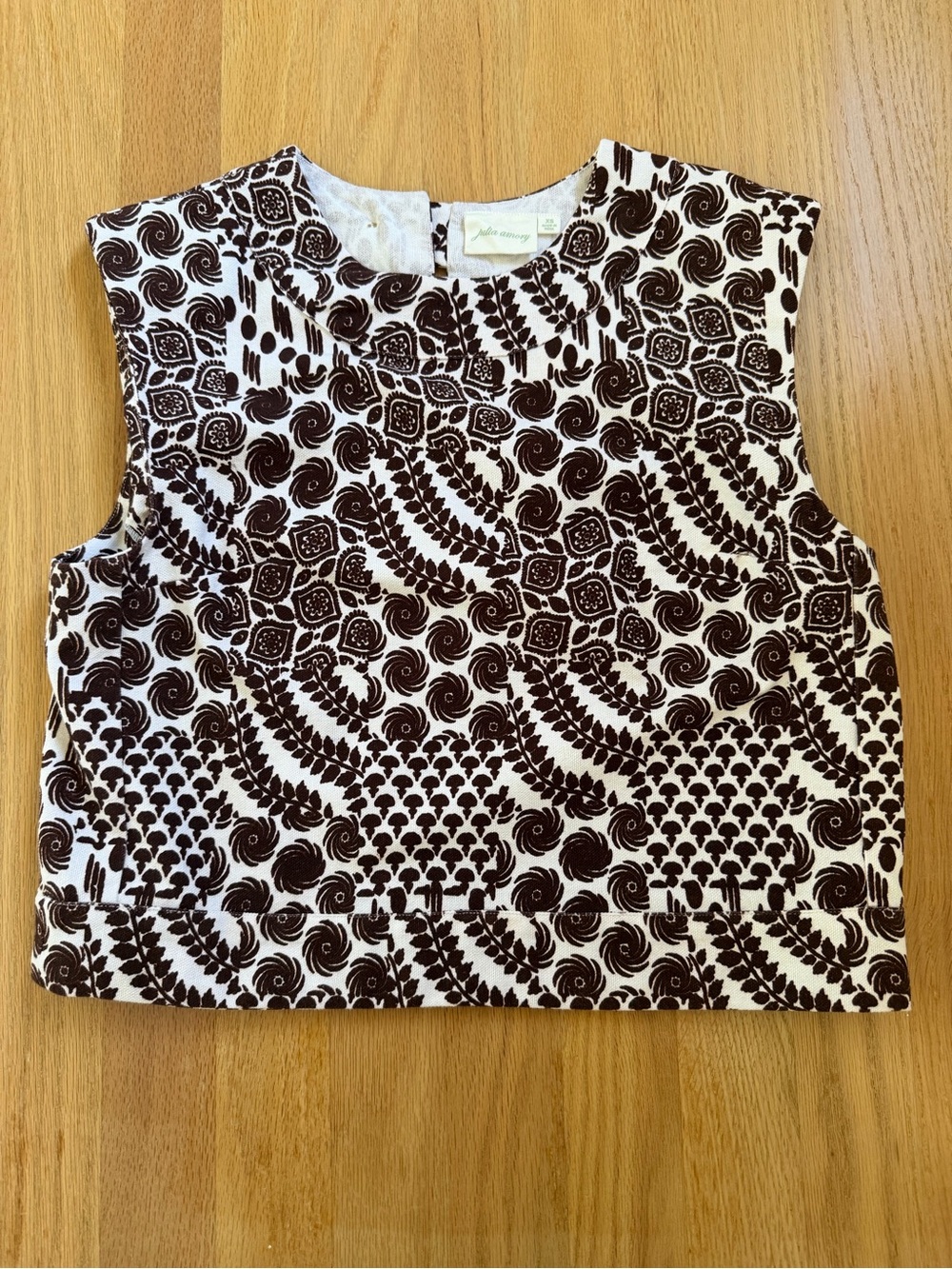 Slim Shell Top - Picture 4 of 6